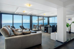 The Wave House - Seaside Haven